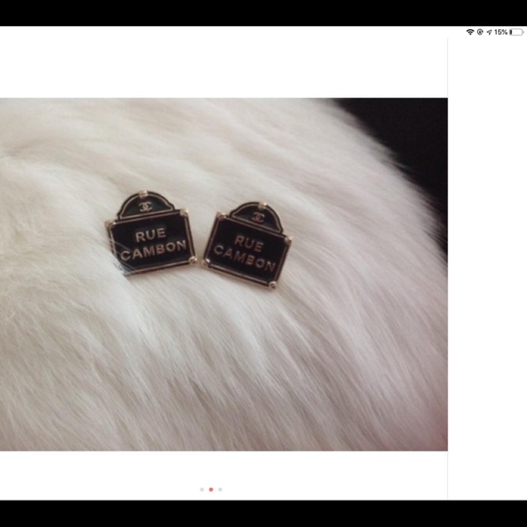 Chanel earrings SOLD SOLD - Picture 2 of 3